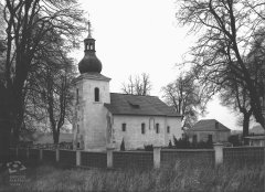 starší foto kostela