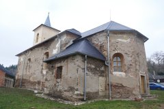 pohled zezadu zprava