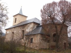 pohled zezadu zprava