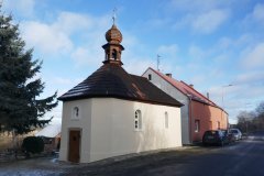 pohled zepředu zprava