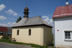 pohled zezadu zprava