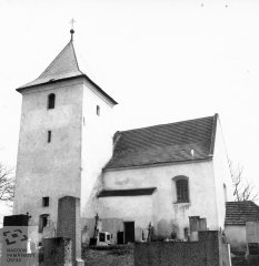 starší foto kostela
