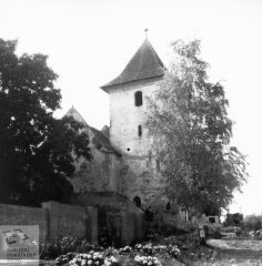 starší foto kostela