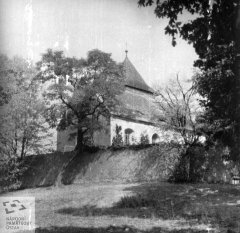 starší foto kostela