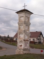 pohled zezadu zprava