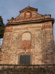 průčelí kostela