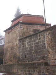 pohled zezadu zleva