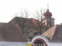 pohled zezadu zleva