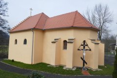 pohled zezadu zprava