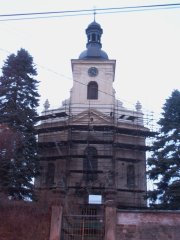 průčelí kostela