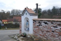 pohled zepředu zprava