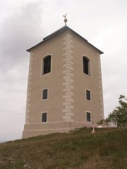 pohled zezadu zleva