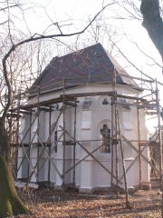 pohled zezadu zprava