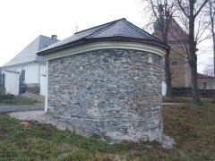 pohled zezadu zprava