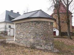 pohled zezadu zprava