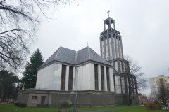 pohled zezadu zleva