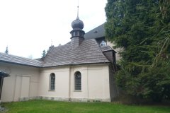 pohled zezadu zprava