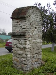 pohled zezadu zprava