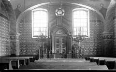 starší foto interiéru synagogy