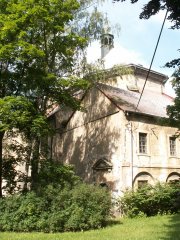 pohled zezadu zprava