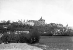 kostel a piaristické gymnázium po požáru