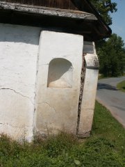pohled zezadu zleva