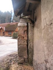 pohled zprava