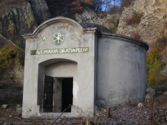 pohled zepředu zprava
