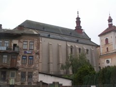 pohled zezadu zleva