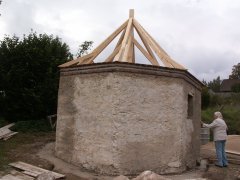 pohled zezadu zleva