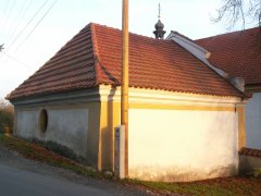 pohled zezadu zleva