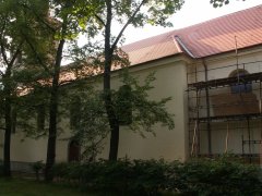 pohled na pravou stěnu zezadu