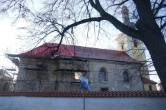 pohled zleva