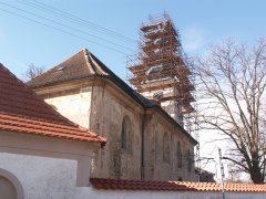 pohled zezadu zleva