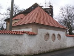 pohled zezadu zprava