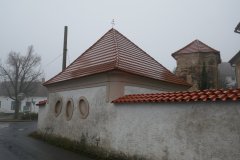 pohled zezadu zleva