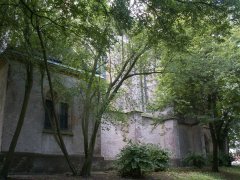 pohled zezadu zprava