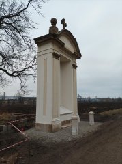 pohled zepředu zleva