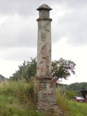 pohled zezadu zleva