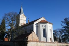 pohled zezadu zprava