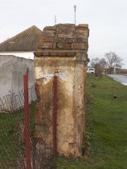 pohled zleva