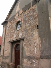 vstup do kostela