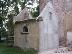 pohled zezadu zprava