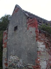 pohled zezadu zleva