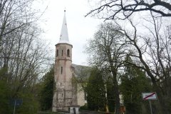 pohled zepředu zprava