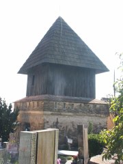 pohled zepředu zprava