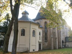 pohled zezadu zleva