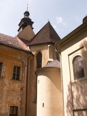 pohled zezadu zprava