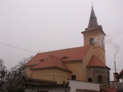 pohled zezadu zprava