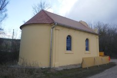 pohled zezadu zleva